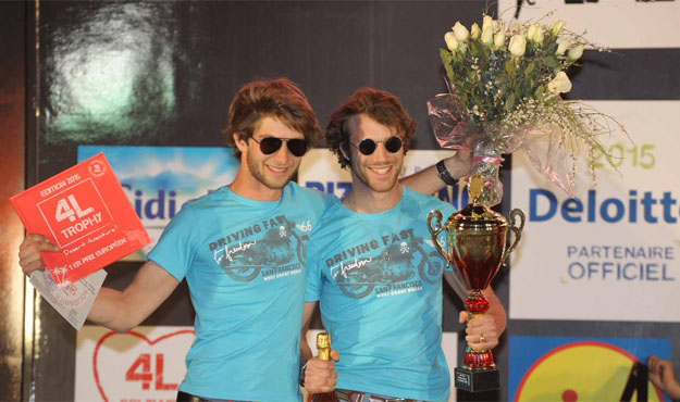 La 4L sponsorisée par EDP Sciences arrive 1ère lors de la 18ème édition des 4L Trophy